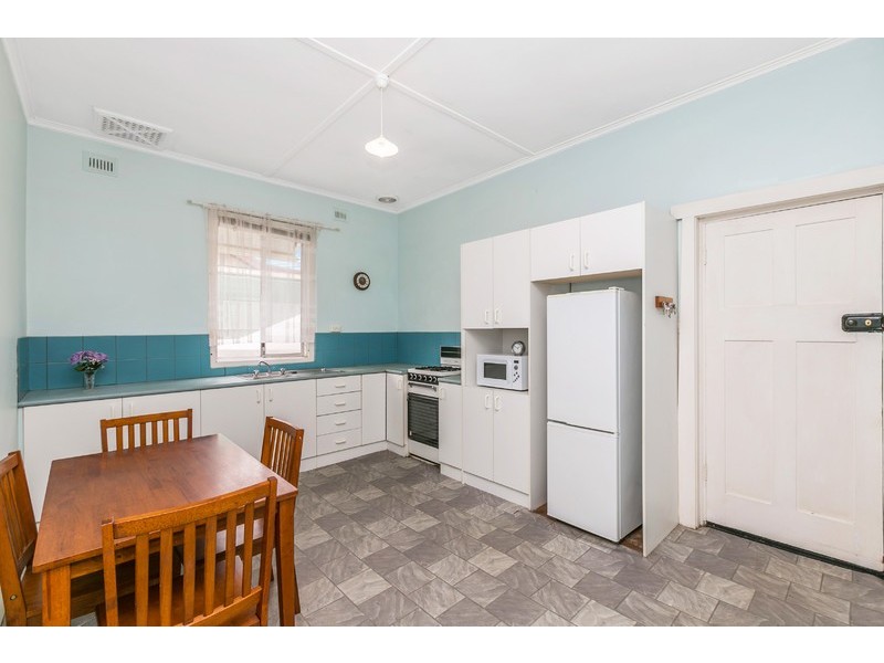 8 McEwin Avenue, North Plympton SA 5037