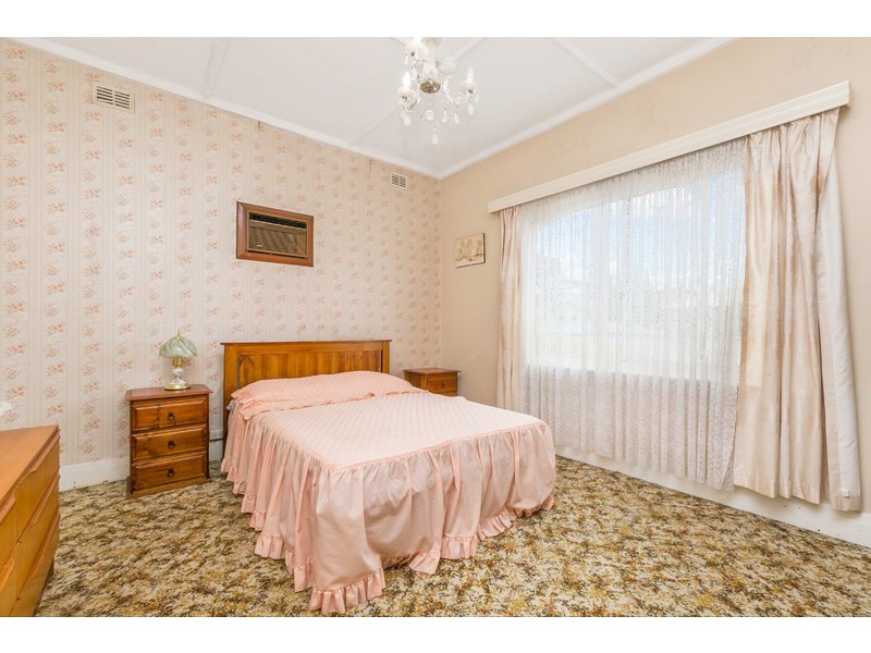 8 McEwin Avenue, North Plympton SA 5037