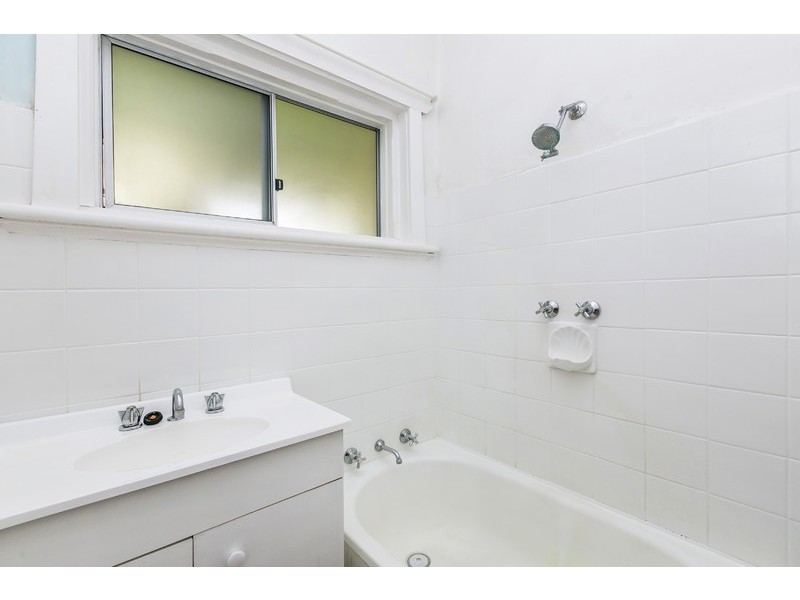 8 McEwin Avenue, North Plympton SA 5037