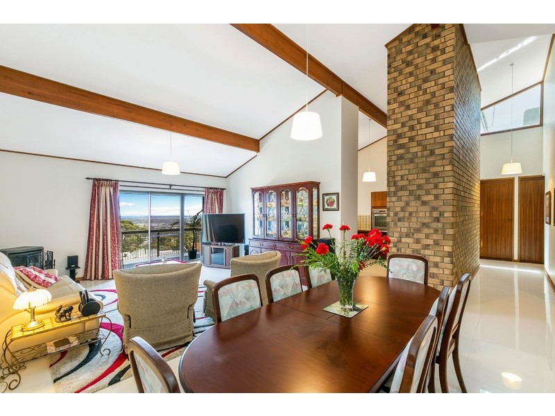 5 Seaview Crescent, Panorama SA 5041