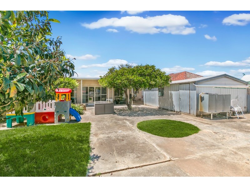 32 Dartmouth Street, West Croydon SA 5008