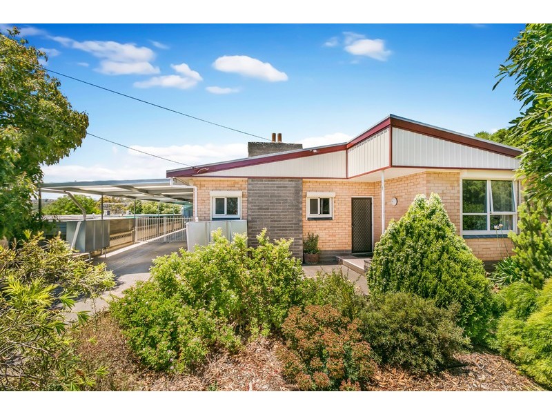 15 Hyland Avenue, Darlington SA 5047