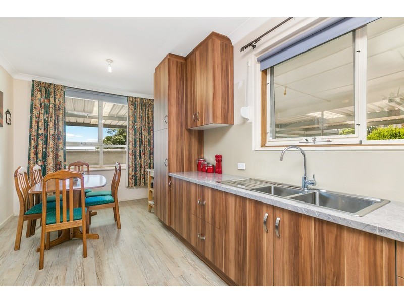 15 Hyland Avenue, Darlington SA 5047