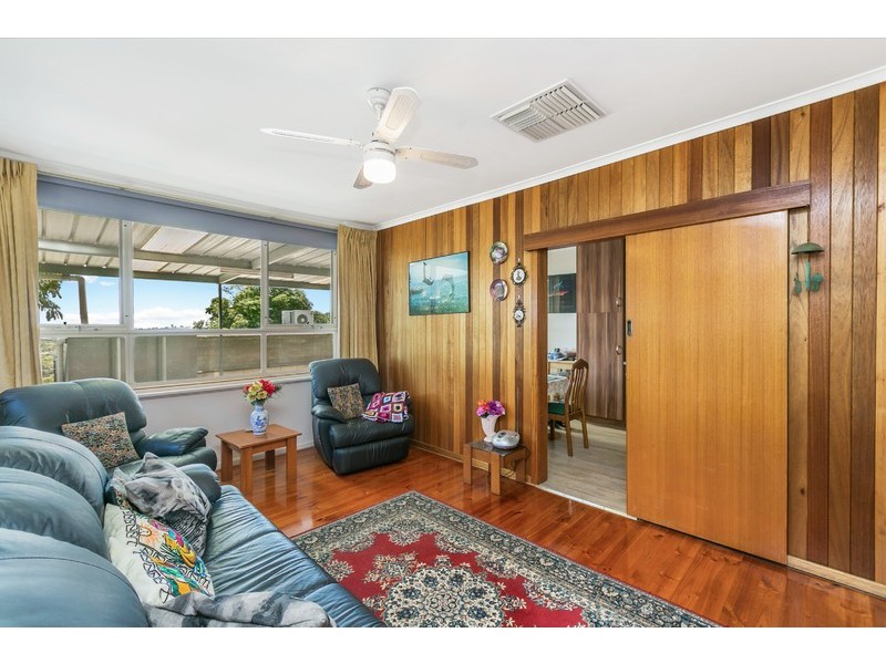 15 Hyland Avenue, Darlington SA 5047