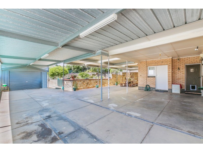 15 Hyland Avenue, Darlington SA 5047