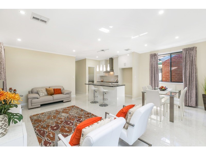 52A Dingera Avenue, North Plympton SA 5037