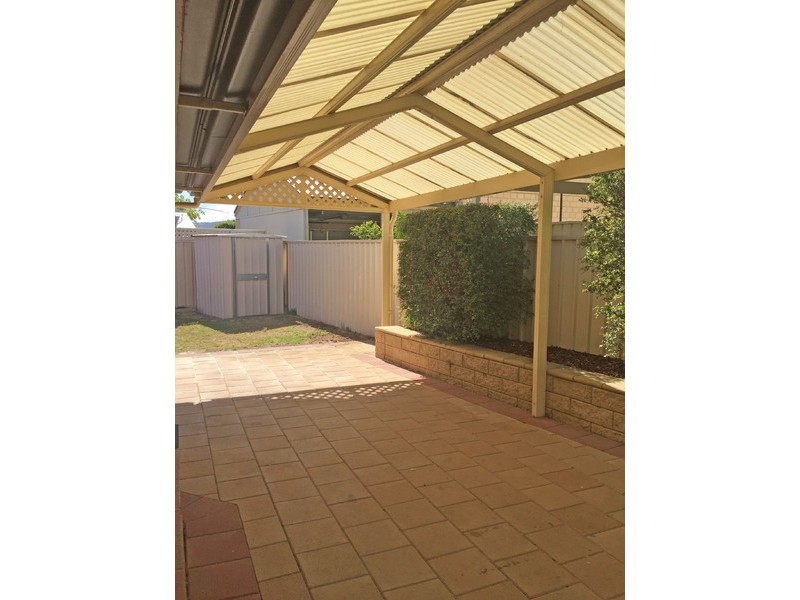 16 Thirza Avenue, Mitchell Park SA 5043