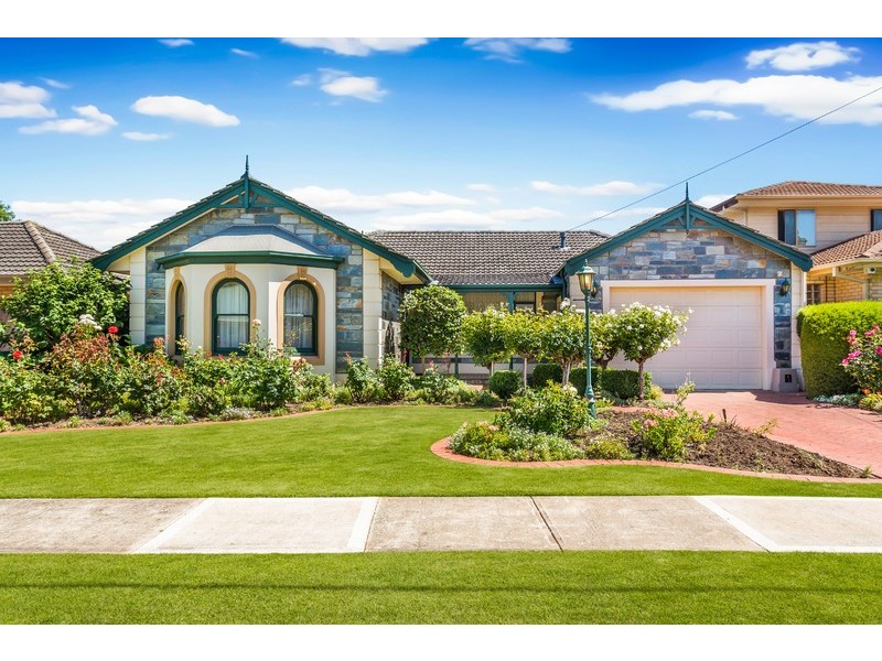 2 Briardale Road, Sturt SA 5047