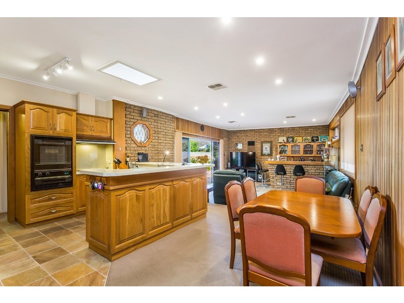 2 Briardale Road, Sturt SA 5047