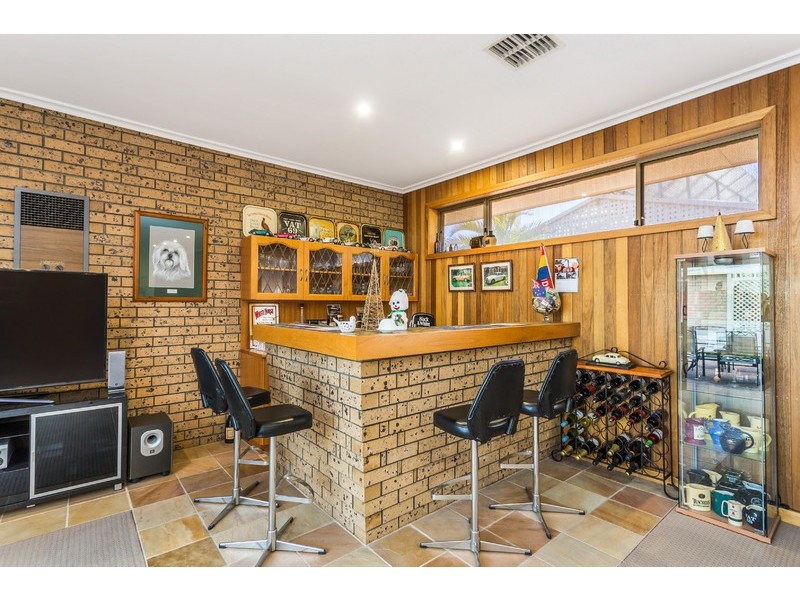 2 Briardale Road, Sturt SA 5047