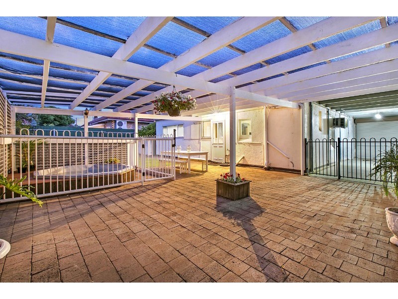 7 View Road, Glandore SA 5037
