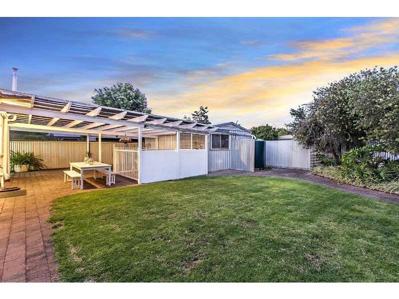 7 View Road, Glandore SA 5037