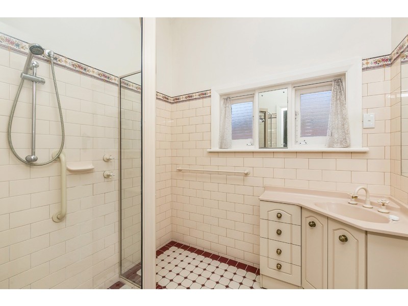 60 Dingera Avenue, North Plympton SA 5037