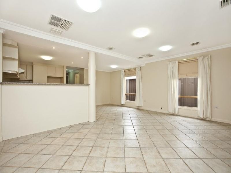 31 Guthrie Street, Ovingham SA 5082