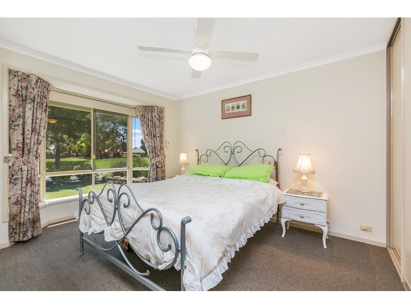 46 Kensington Street, Clovelly Park SA 5042