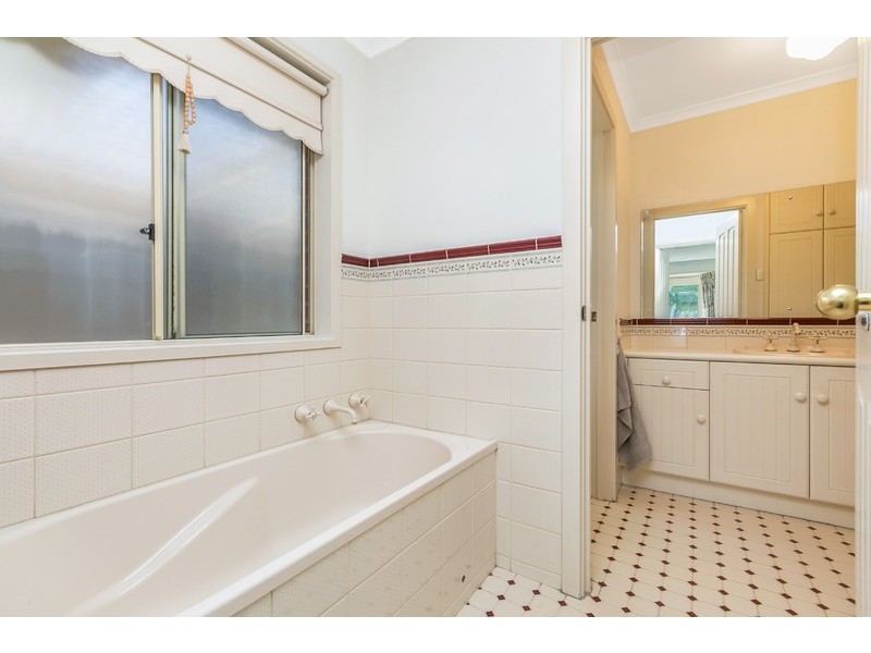 46 Kensington Street, Clovelly Park SA 5042