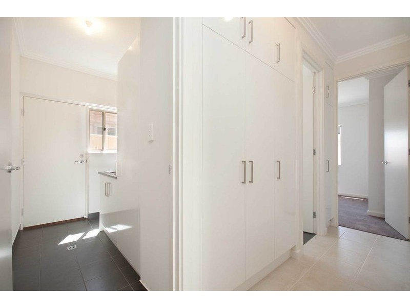 20 Parsons Grove, Park Holme SA 5043