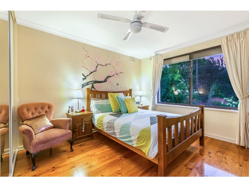 20 James Road, Happy Valley SA 5159