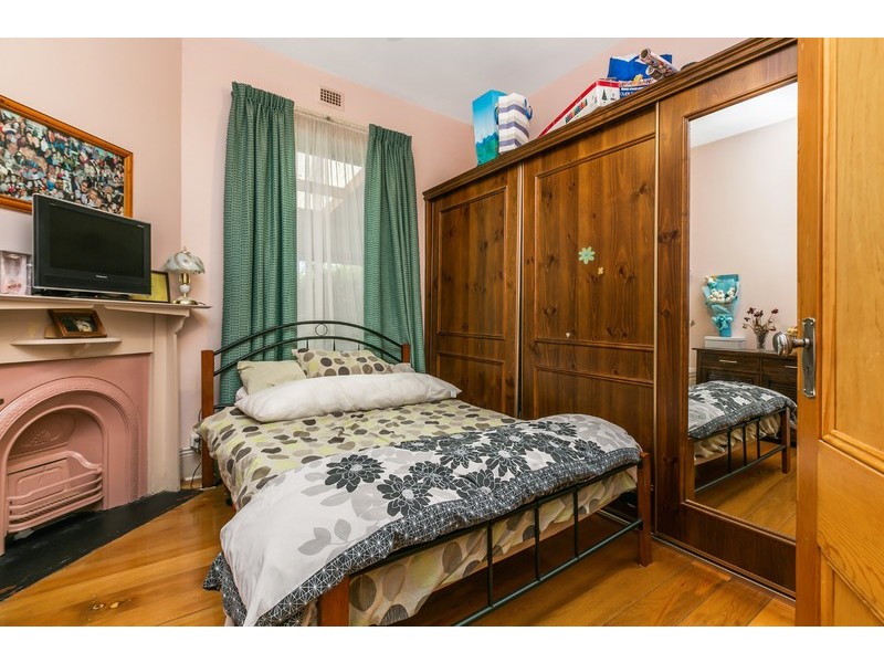 15 Forest Street, Glandore SA 5037