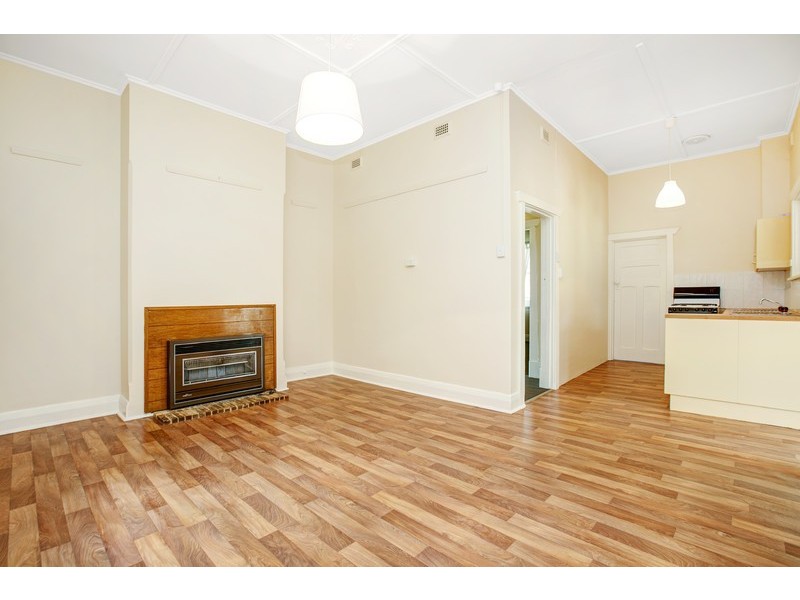 28 Waymouth Avenue, Glandore SA 5037