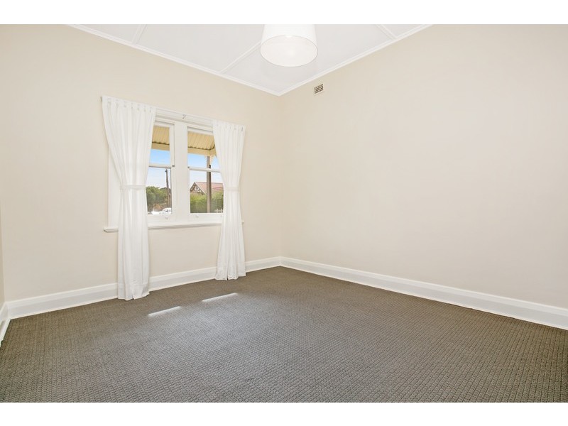 28 Waymouth Avenue, Glandore SA 5037