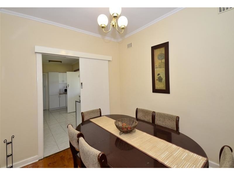 15 Tudor Avenue, Clovelly Park SA 5042