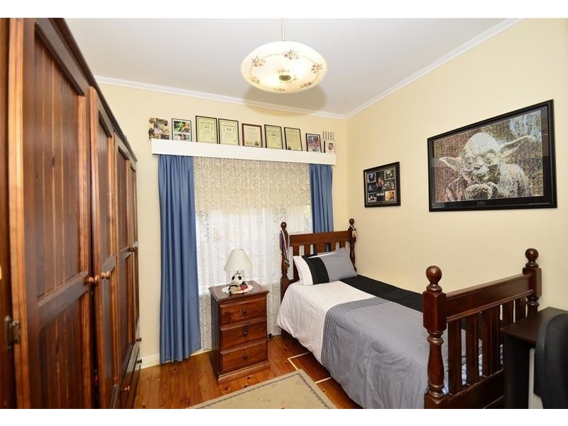 15 Tudor Avenue, Clovelly Park SA 5042