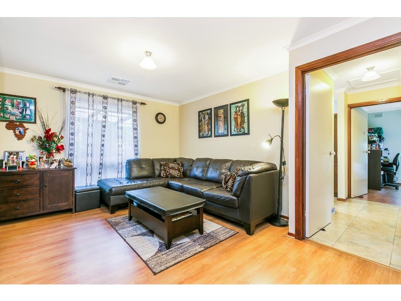 13 Lindsay Court, Aberfoyle Park SA 5159