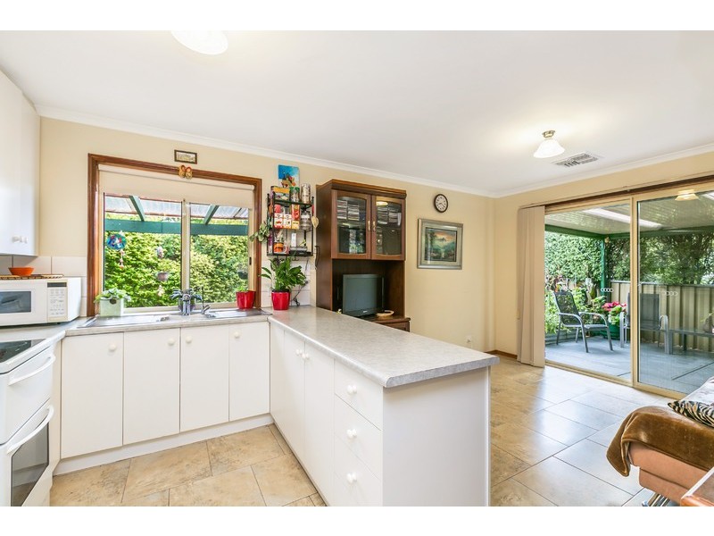 13 Lindsay Court, Aberfoyle Park SA 5159