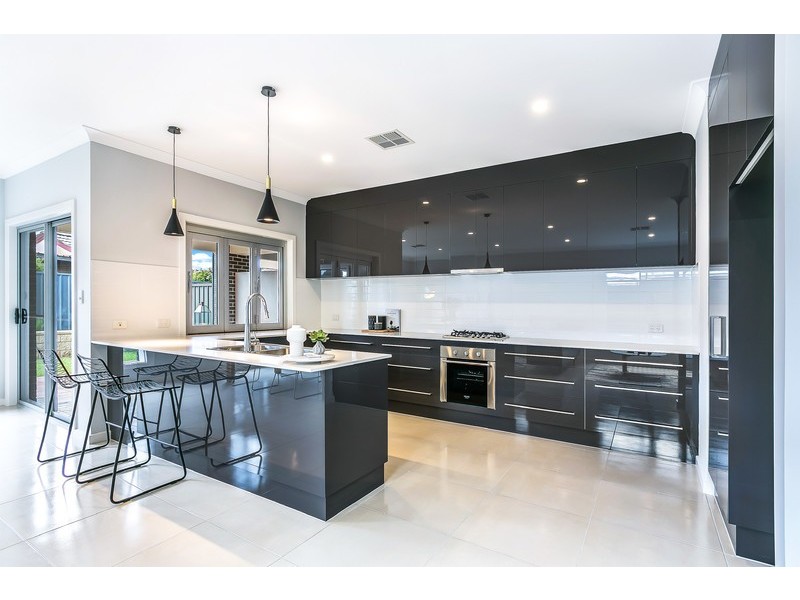 17 Dawson Avenue, South Plympton SA 5038