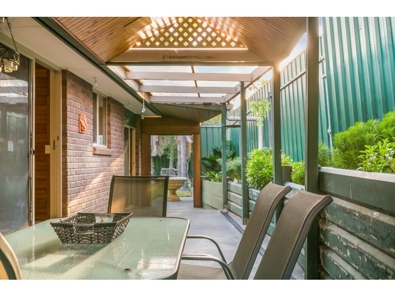 2 Cranbourne Drive, O’halloran Hill SA 5158