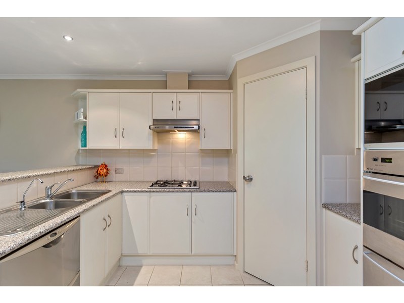 16 Kensington Street, Clovelly Park SA 5042