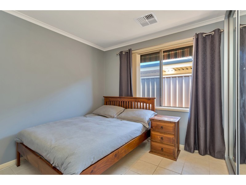 16 Kensington Street, Clovelly Park SA 5042