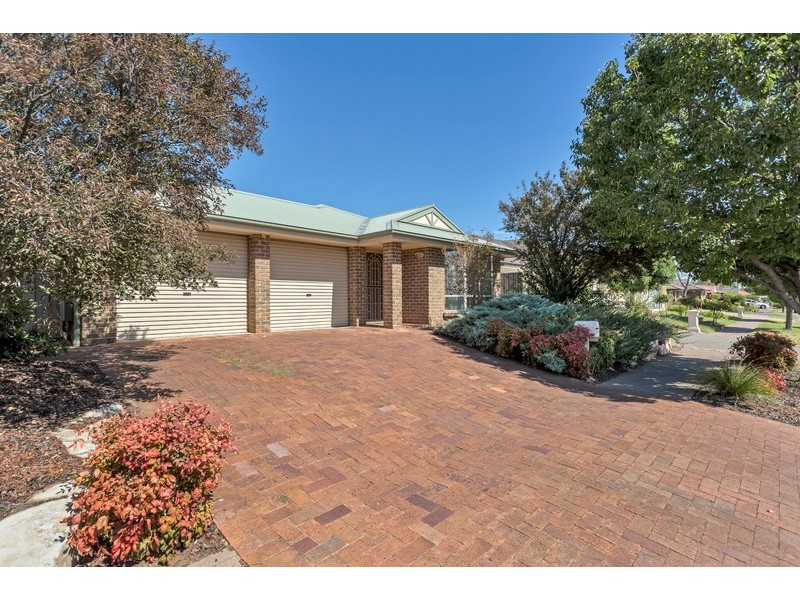 16 Kensington Street, Clovelly Park SA 5042