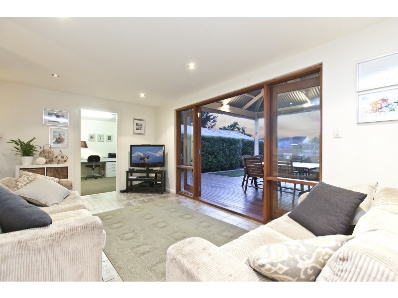 14 Greenasche Grove, Seacombe Gardens SA 5047