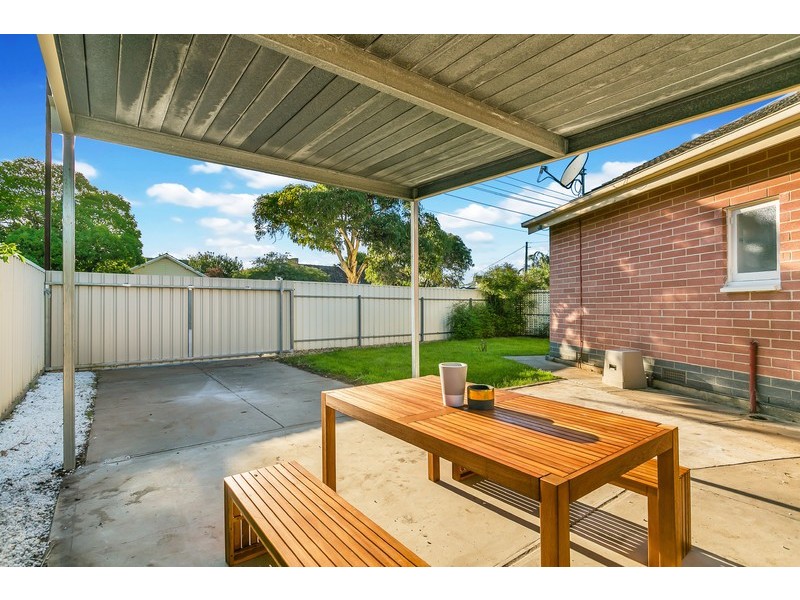 27 Lutana Crescent, Mitchell Park SA 5043