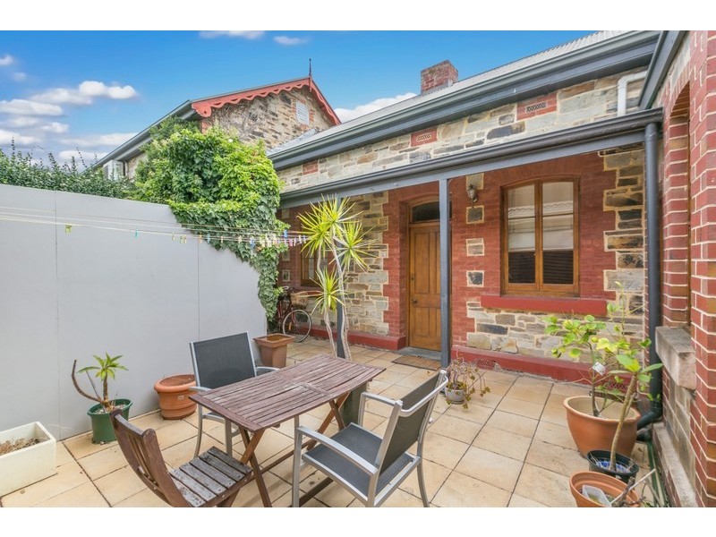 2/29 Sussex Street, Glenelg SA 5045