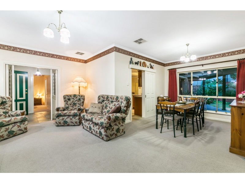 61 Capella Drive, Hallett Cove SA 5158