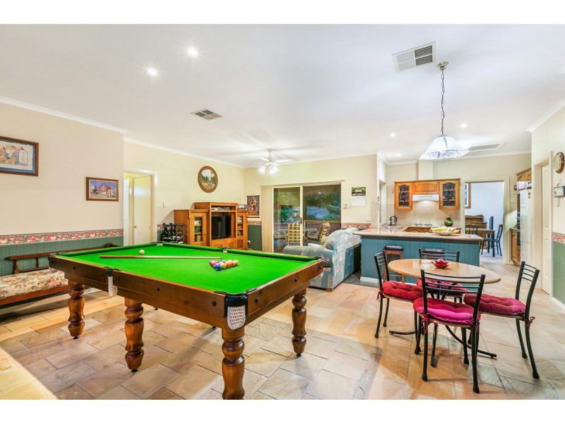 61 Capella Drive, Hallett Cove SA 5158