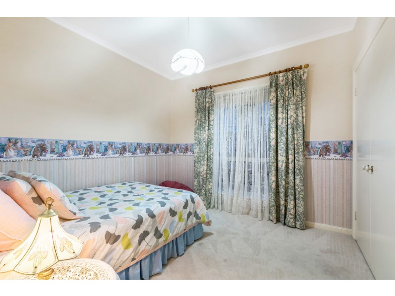 61 Capella Drive, Hallett Cove SA 5158