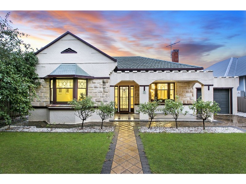 31 Glengyle Terrace, Glandore SA 5037