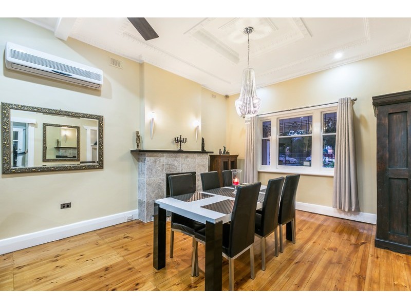 31 Glengyle Terrace, Glandore SA 5037