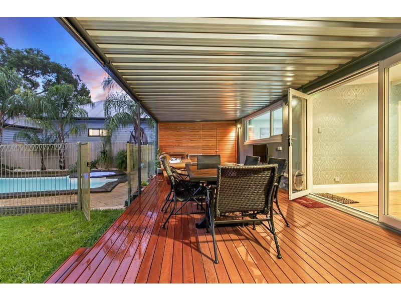 31 Glengyle Terrace, Glandore SA 5037