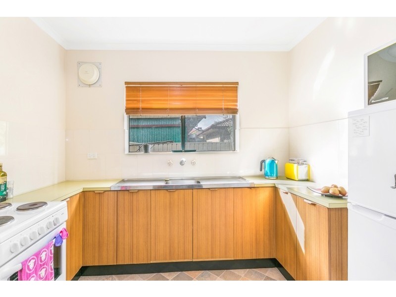 2/37 Forest Avenue, Black Forest SA 5035
