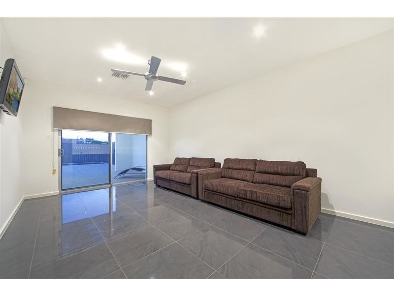 85 Esplanade, Aldinga Beach SA 5173