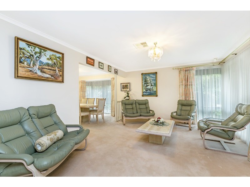 9 Ayrebank Rise, Aberfoyle Park SA 5159