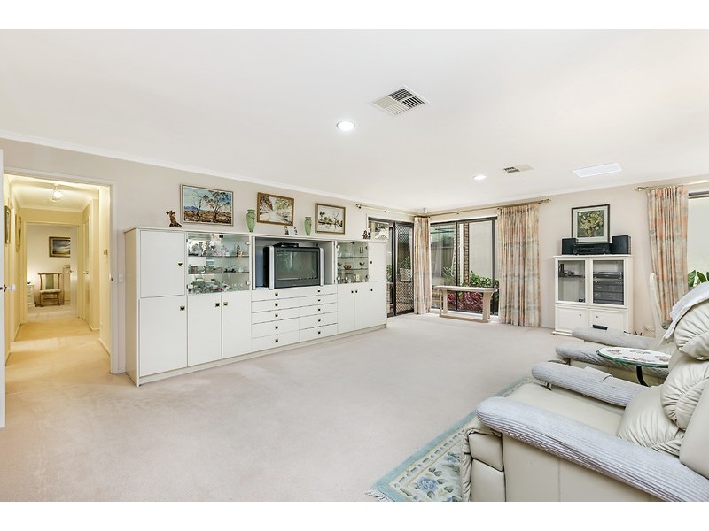 9 Ayrebank Rise, Aberfoyle Park SA 5159