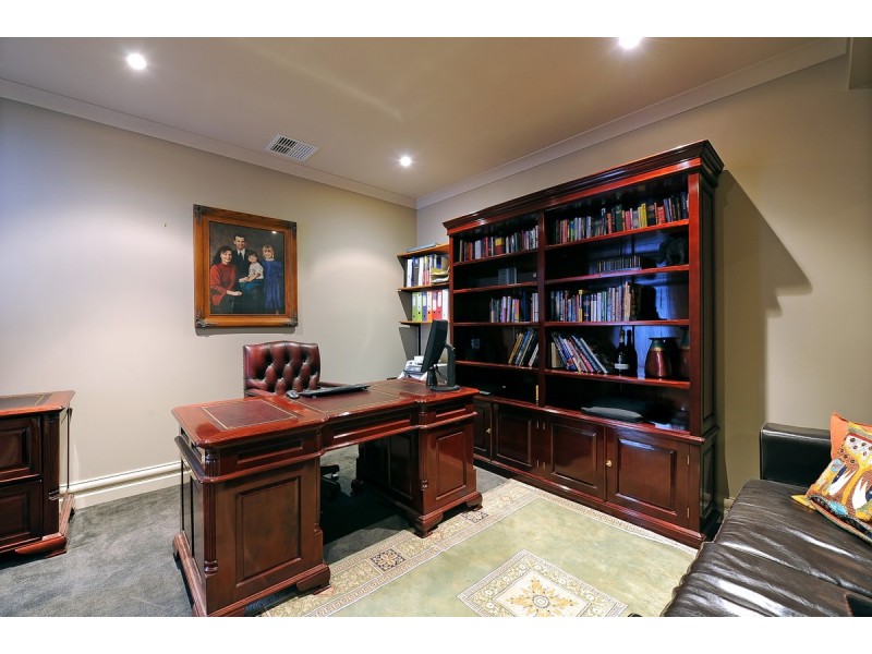31 Skylark Close, Flagstaff Hill SA 5159