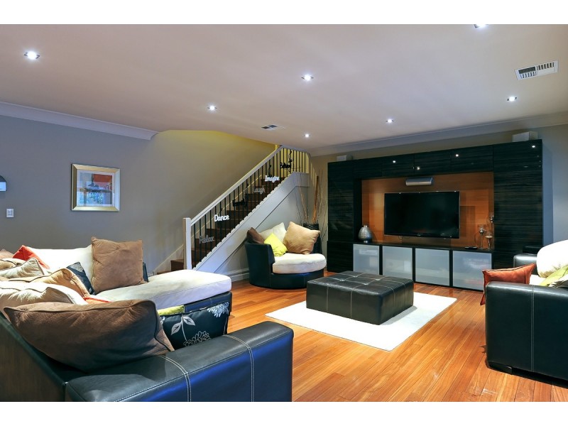 31 Skylark Close, Flagstaff Hill SA 5159