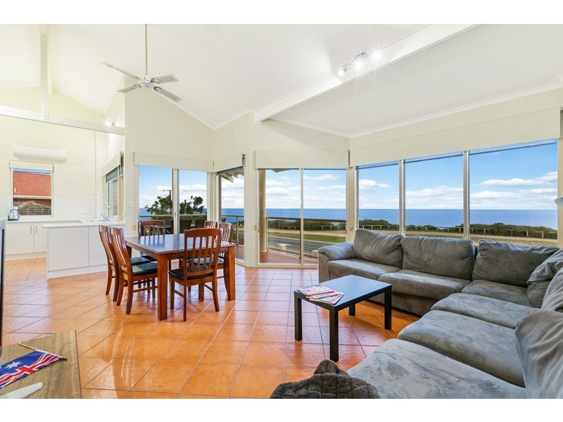 2/116 Esplanade, Aldinga Beach SA 5173